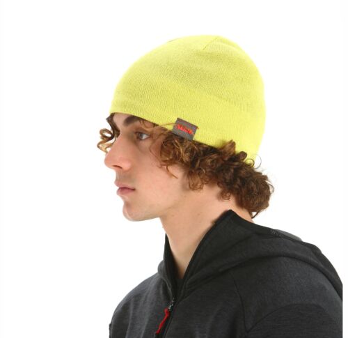 Blød, varm og smart SLAM Logo Beanie. Fremstillet i uldblanding med mikrofleecebånd på indersiden. Neon Yellow